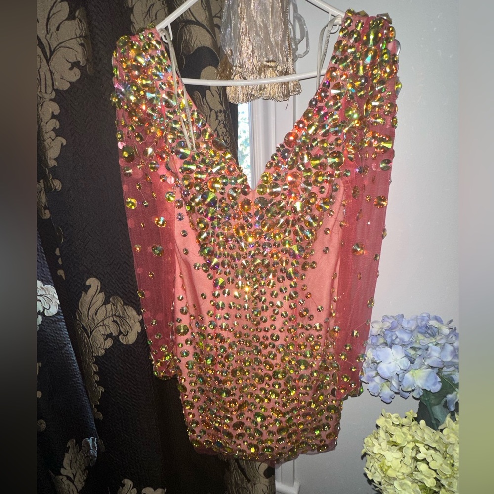 New- Sherri Hill Heavy Embellished Pink/Red Cocktail dress - Size 4